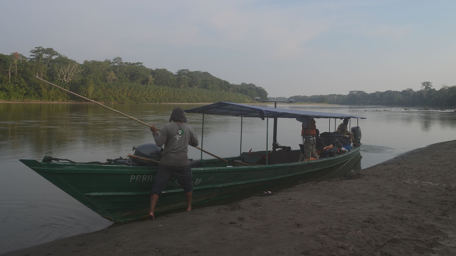 LSU_Amazon Field Work_Boat_FZS